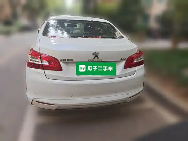 Peugeot 408 2015