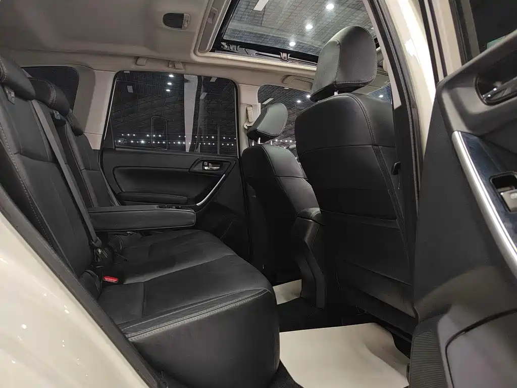 Subaru Forester 2017 — фото 17