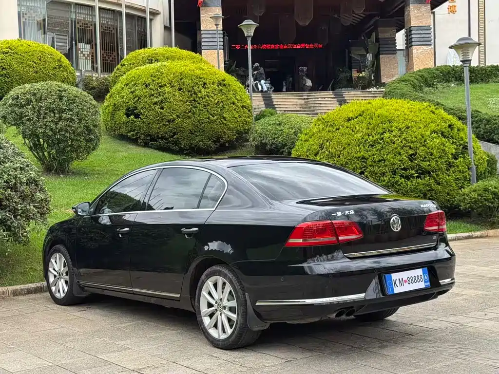 Volkswagen Magotan 2012