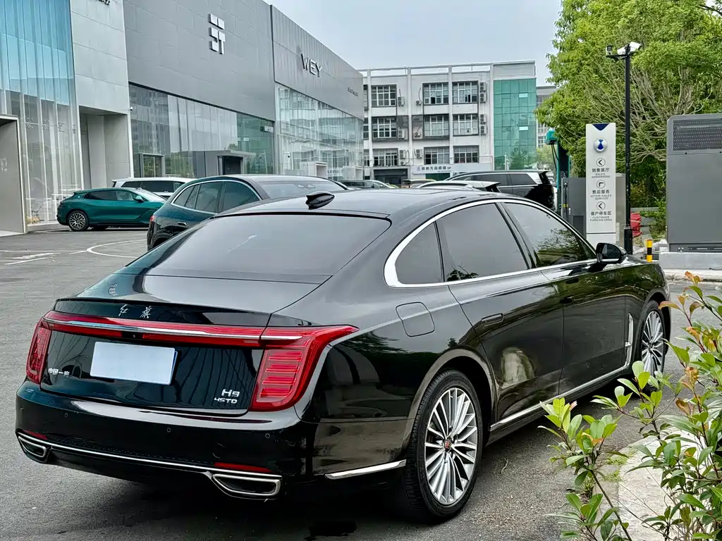 Hongqi H9 2021 — фото 5