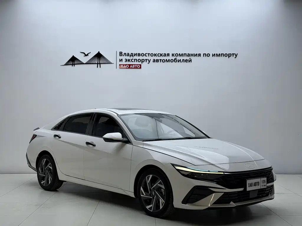 Hyundai Elantra 2023