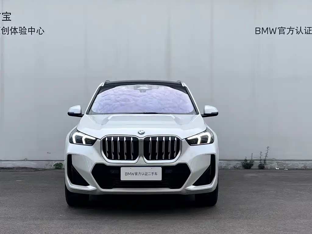 BMW X1 2024 — фото 1