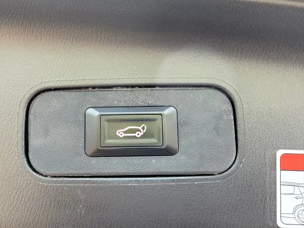 Nissan Patrol 2020 — фото 16