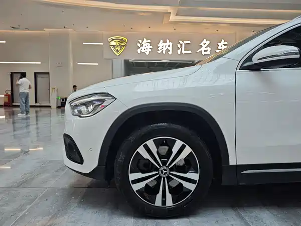 Mercedes-Benz GLA 2023