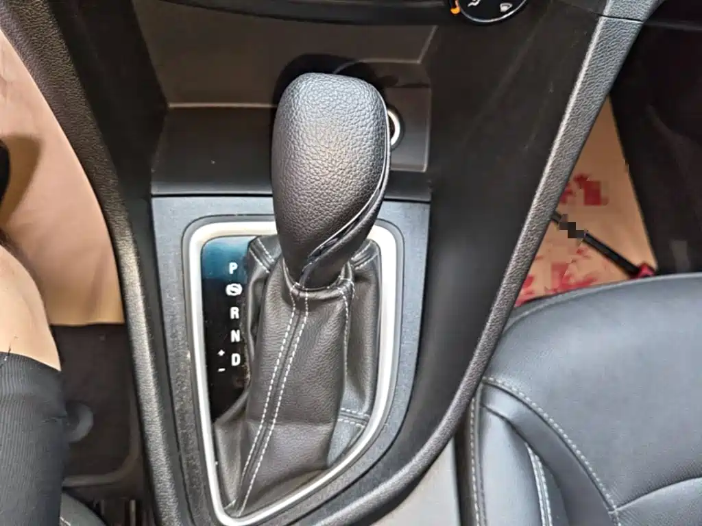 Buick Excelle 2022 — фото 14