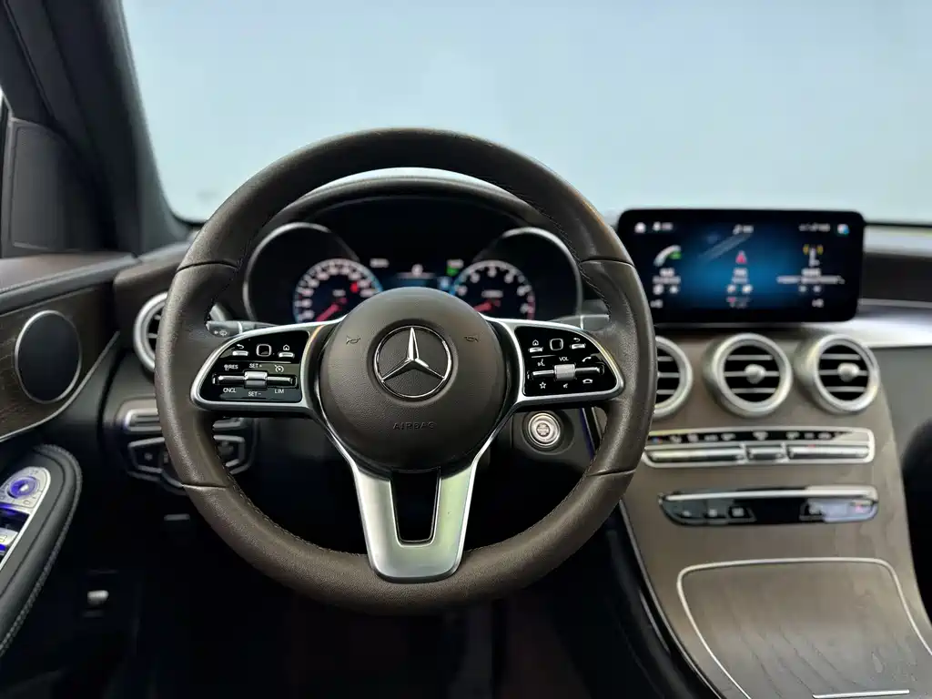 Mercedes-Benz GLC 2022 — фото 8