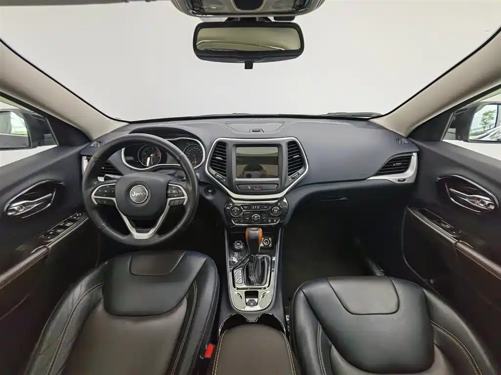 Jeep Cherokee 2017