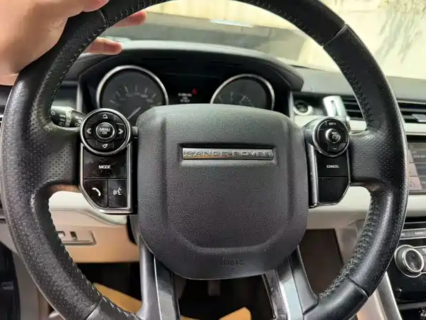 Land Rover Range Rover Sport 2013