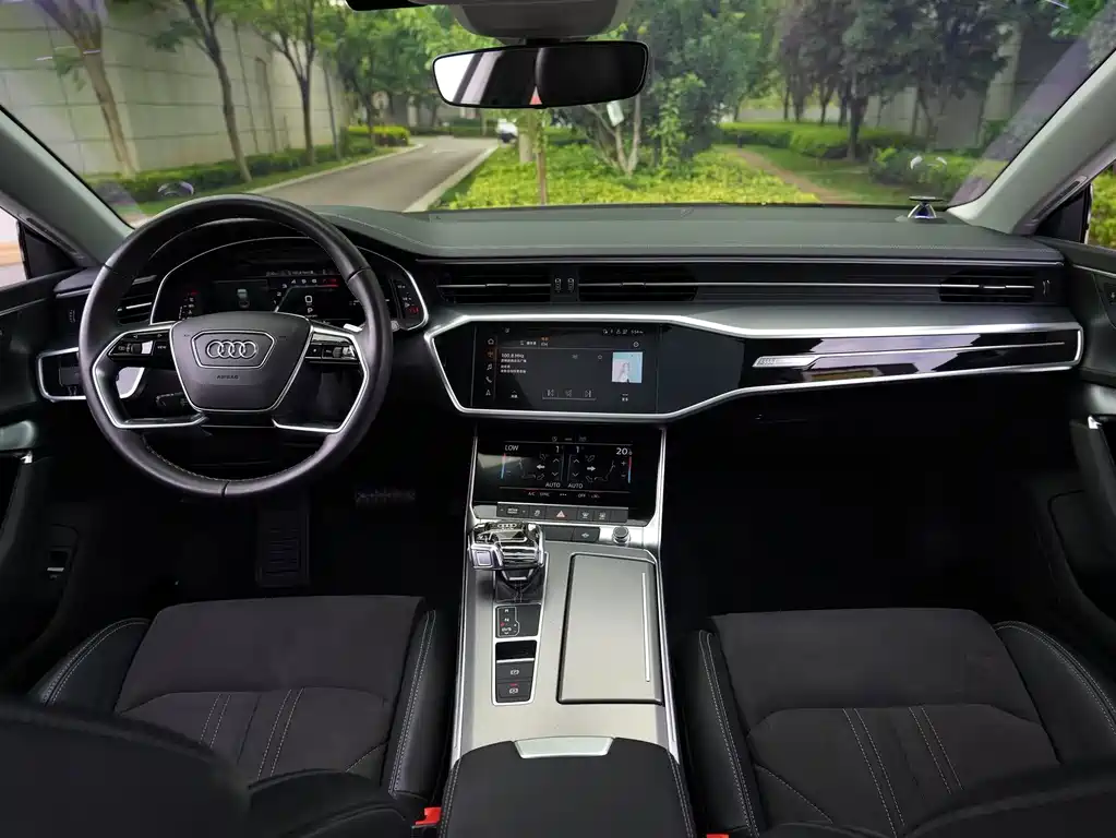 Audi A7L 2024 — фото 7