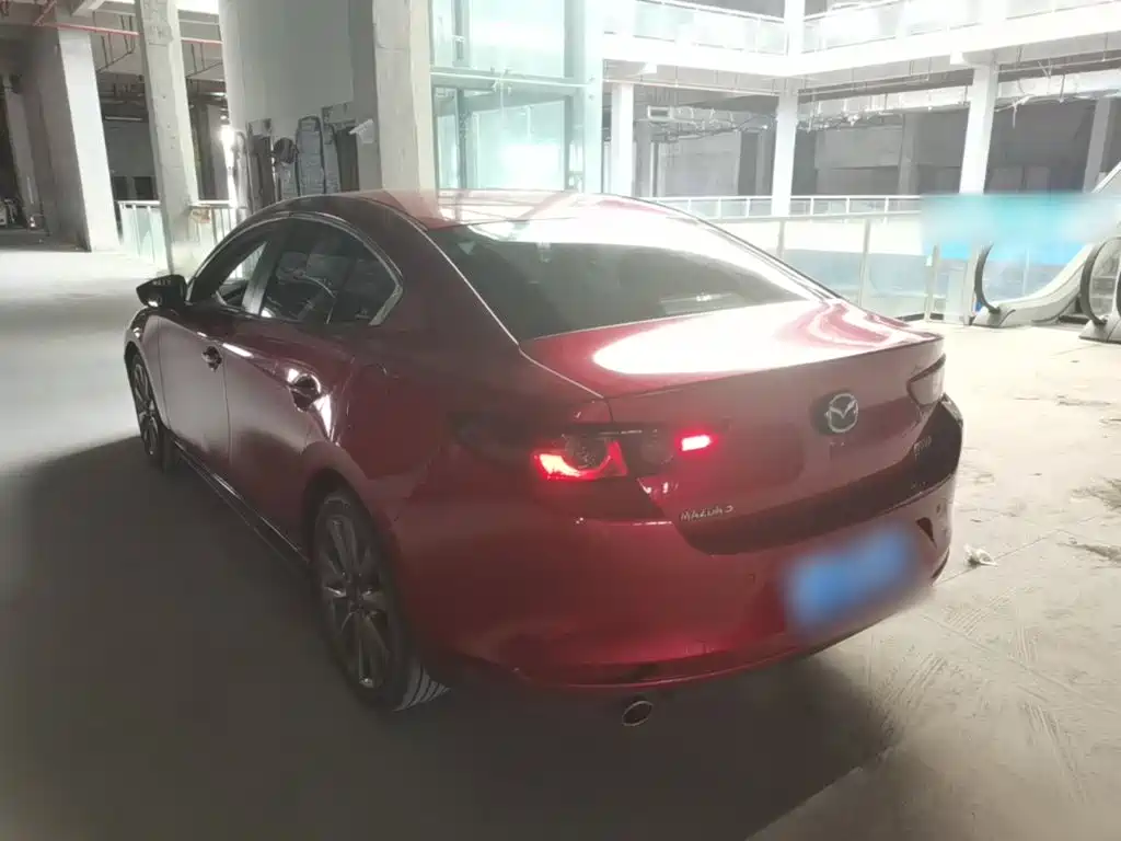 Mazda 3 Axela 2021