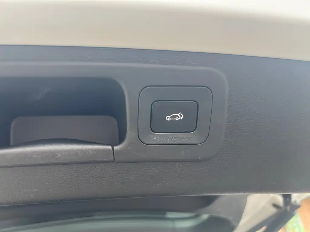 GAC Trumpchi GS8 2023 — фото 17