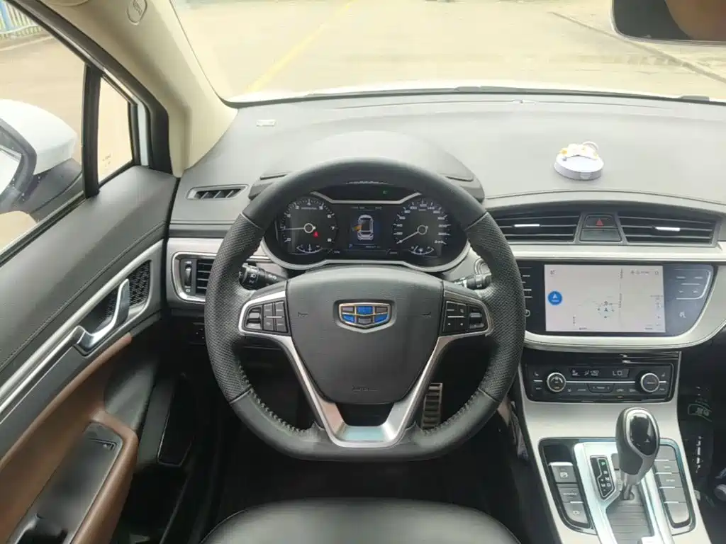 Geely Emgrand GS 2019 — фото 11