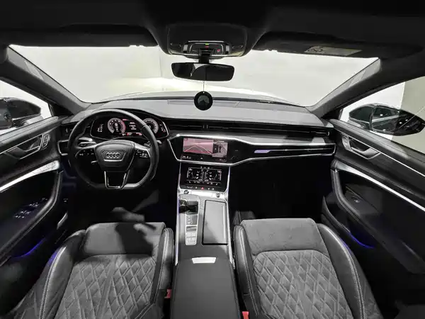 Audi A6L 2024