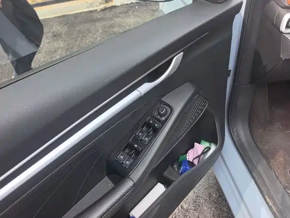 Geely Emgrand 2023
