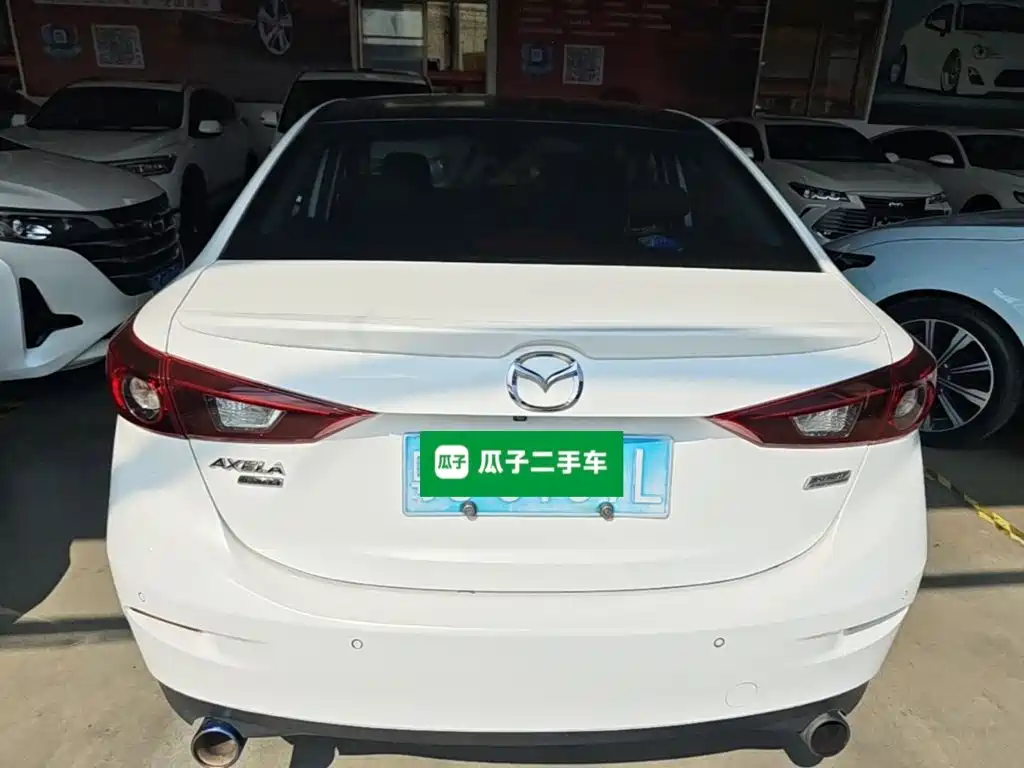 Mazda 3 Axela 2016
