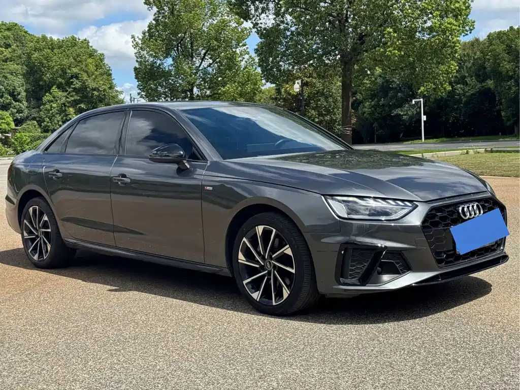 Audi A4L 2023 — фото 3