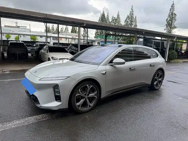 NIO ET5T 2025
