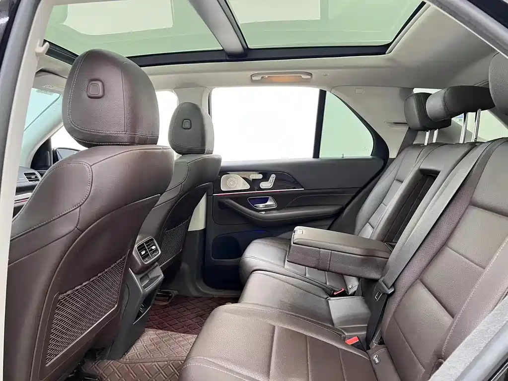 Mercedes-Benz GLE 2020 — фото 28