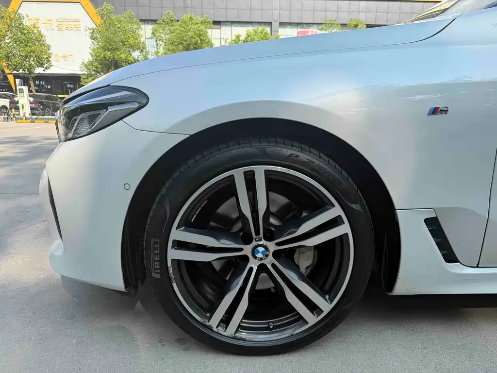 BMW 6 Series GT 2020 — фото 11