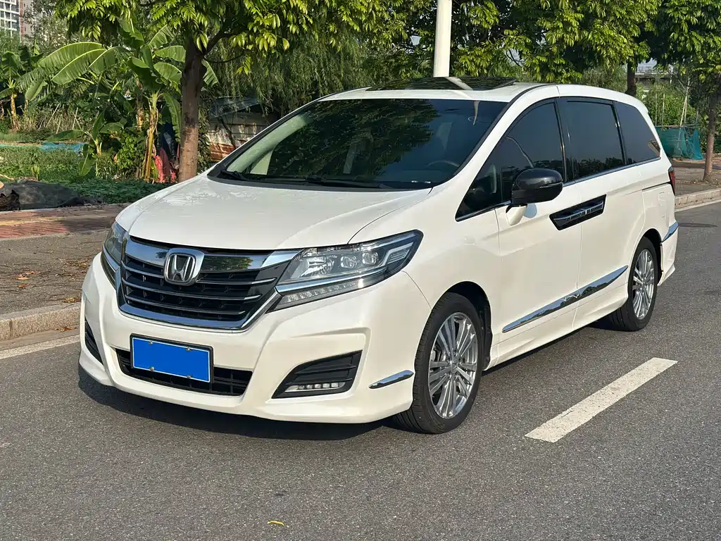 Honda Elysion 2019 — фото 1