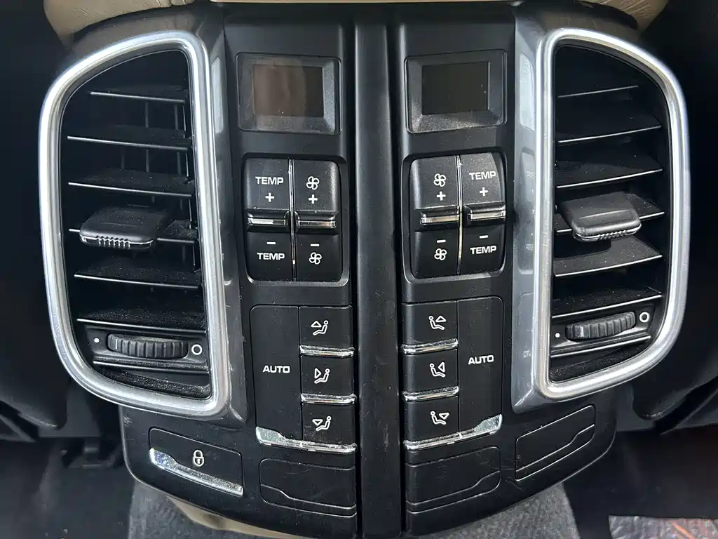 Porsche Cayenne 2015