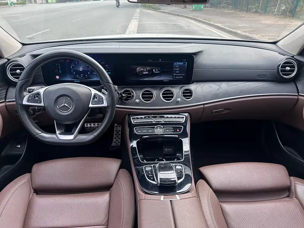 Mercedes-Benz E-Class 2017 — фото 7