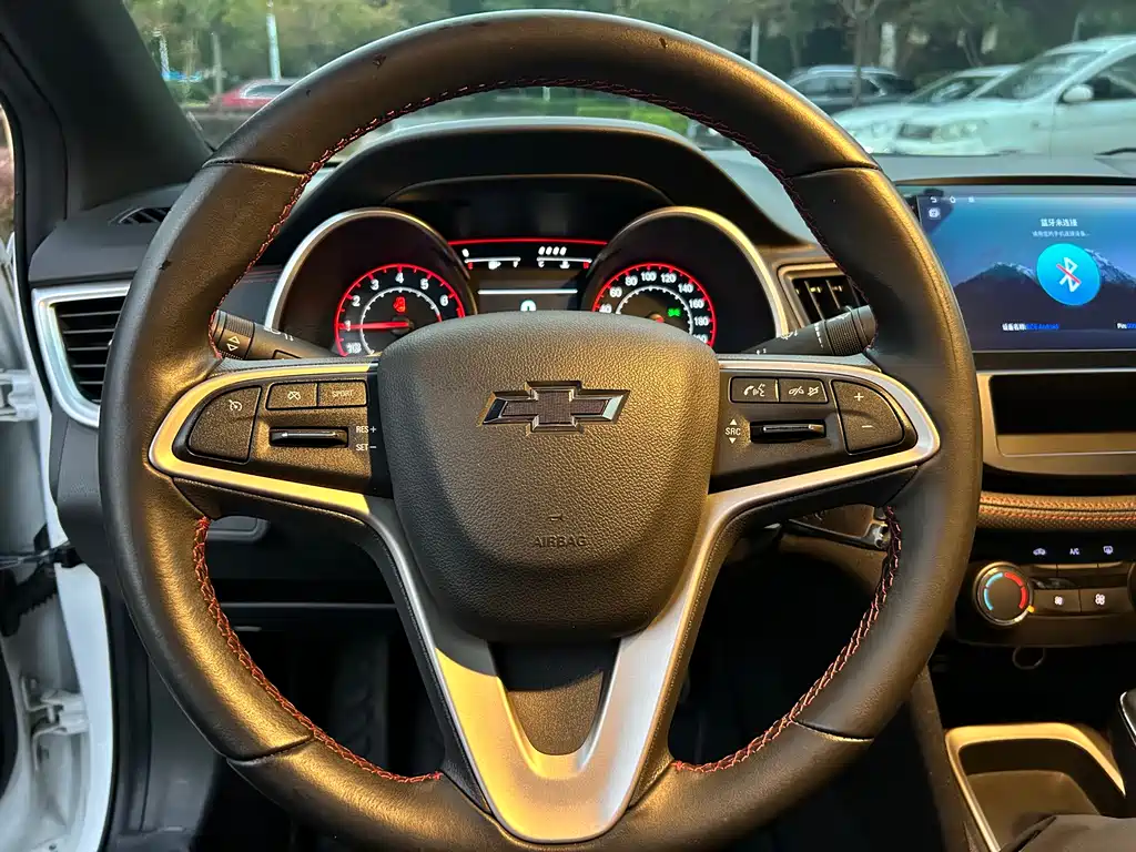 Chevrolet Cruze 2019 — фото 14