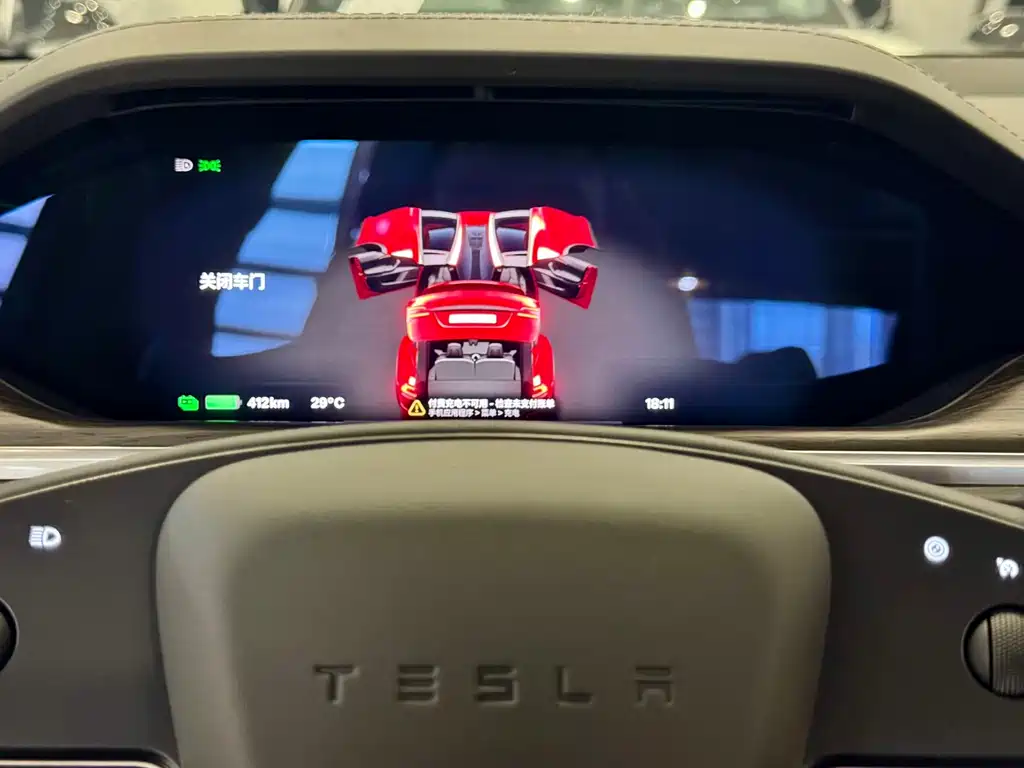 Tesla Model X 2023 — фото 15