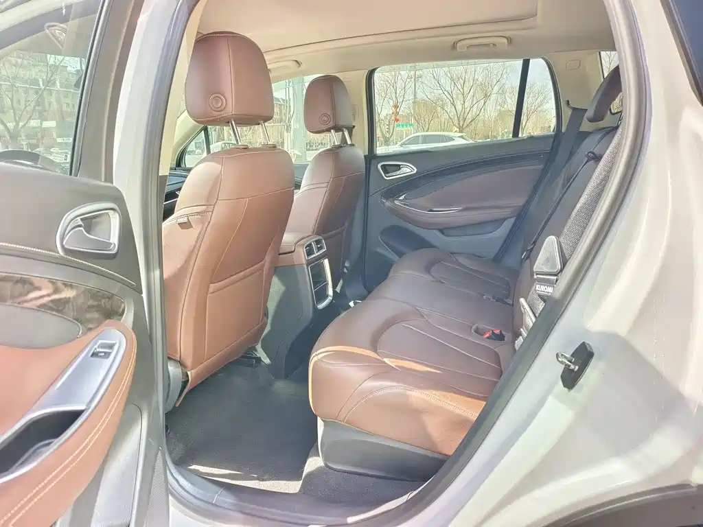 Buick Envision Plus 2014 — фото 10
