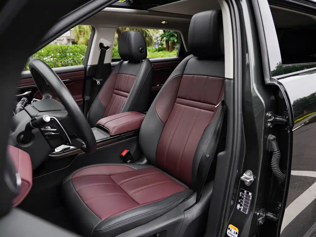 Land Rover Range Rover Evoque 2024 — фото 10