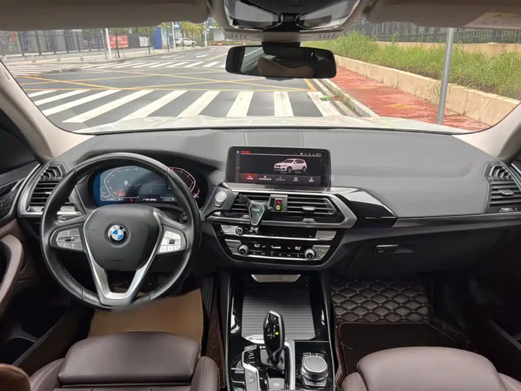 BMW X3 2021