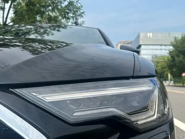 Audi A6L 2020