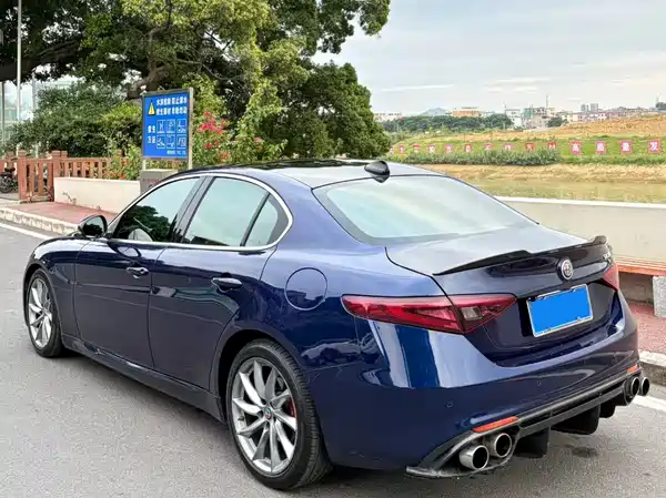 Alfa Romeo Giulia Juliet 2017