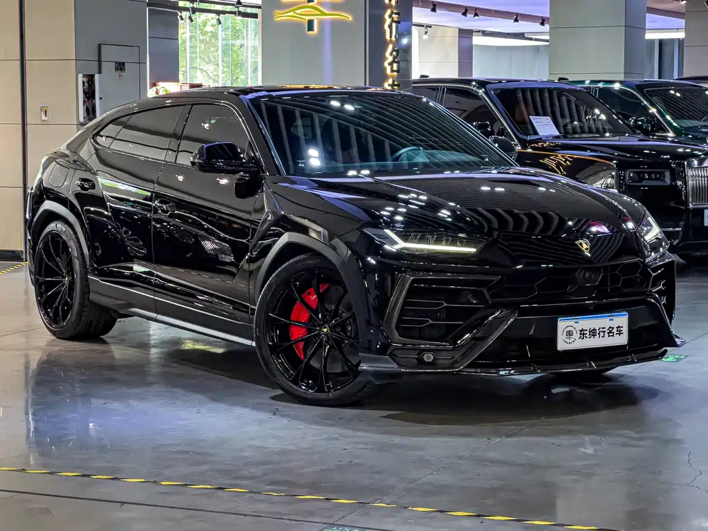 Lamborghini Urus 2019 — фото 3