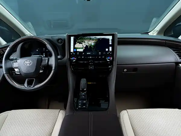 Toyota Alphard 2024