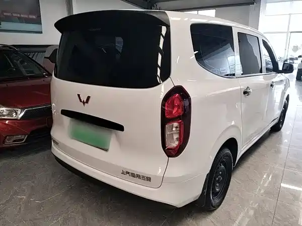 Wuling Hongguang New Energy 2025