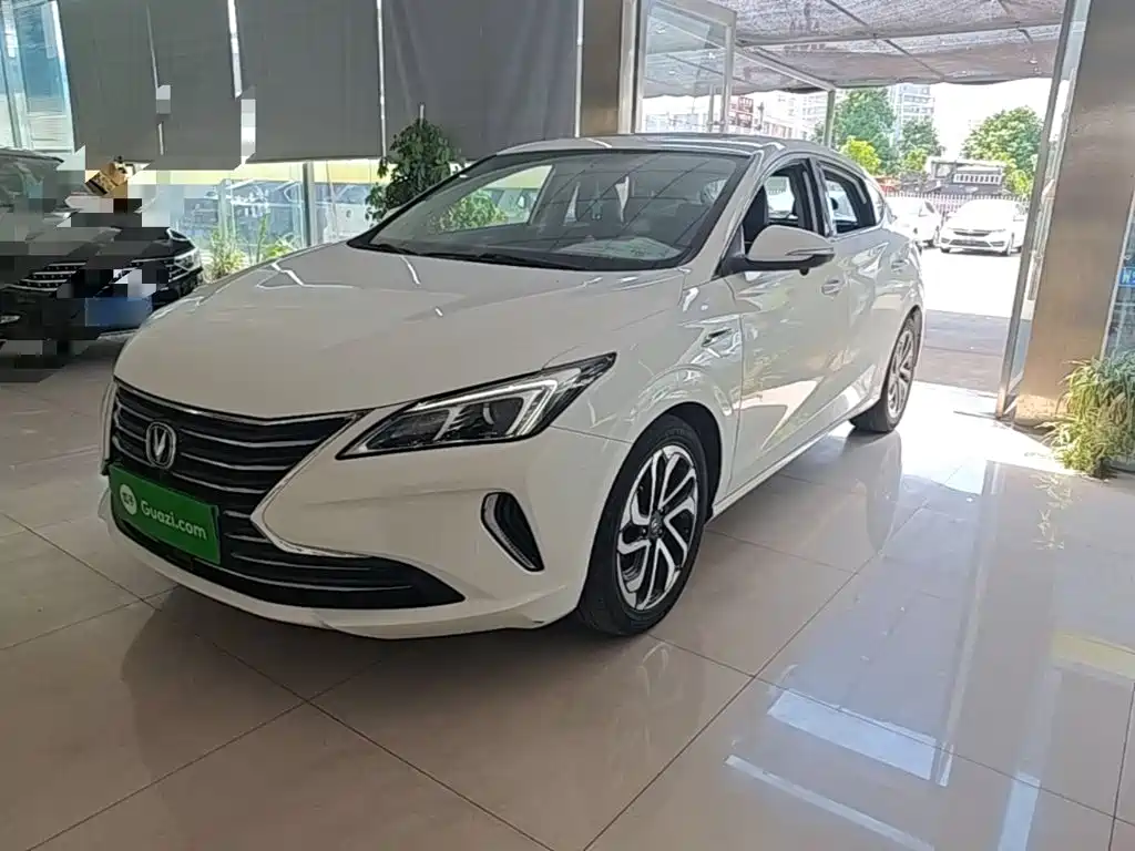 Changan Eado XT 2018 — фото 2