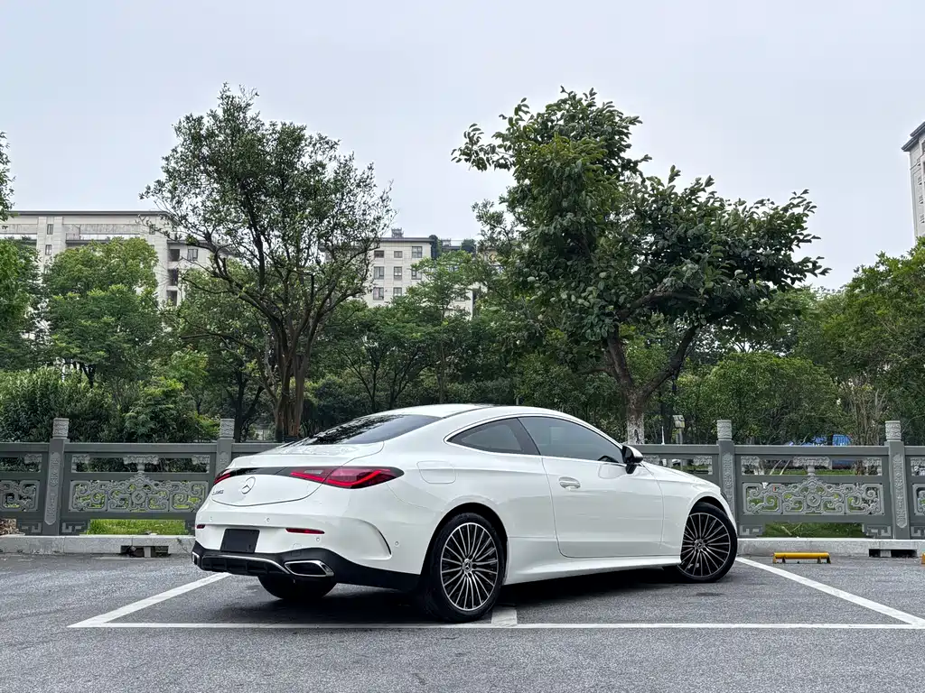 Mercedes-Benz CLE 2025