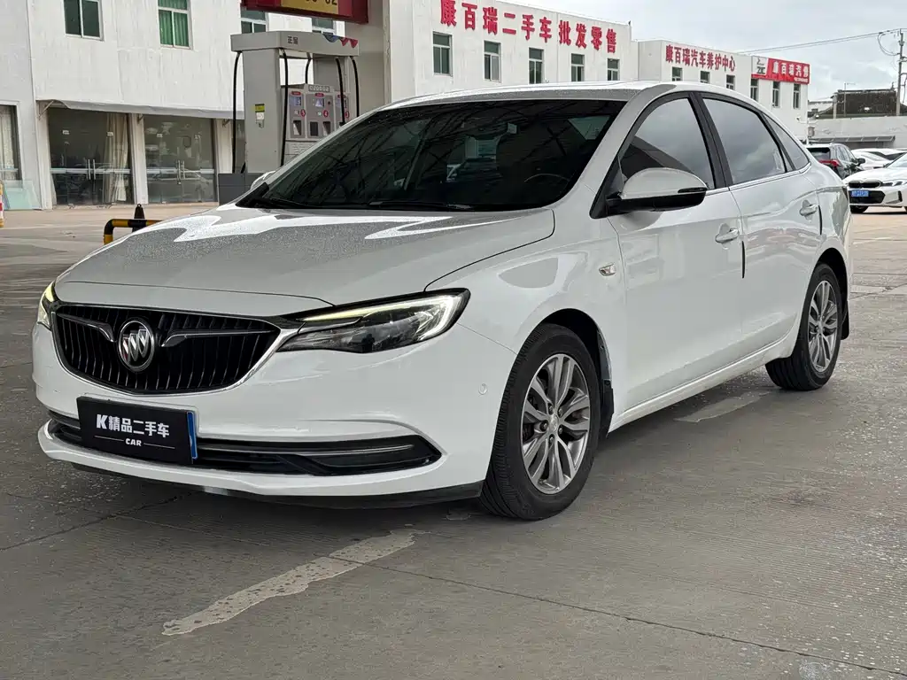 Buick Excelle GT 2018 — фото 1