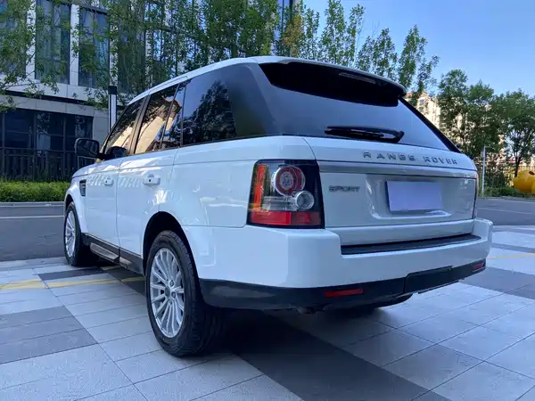Land Rover Range Rover Sport 2012