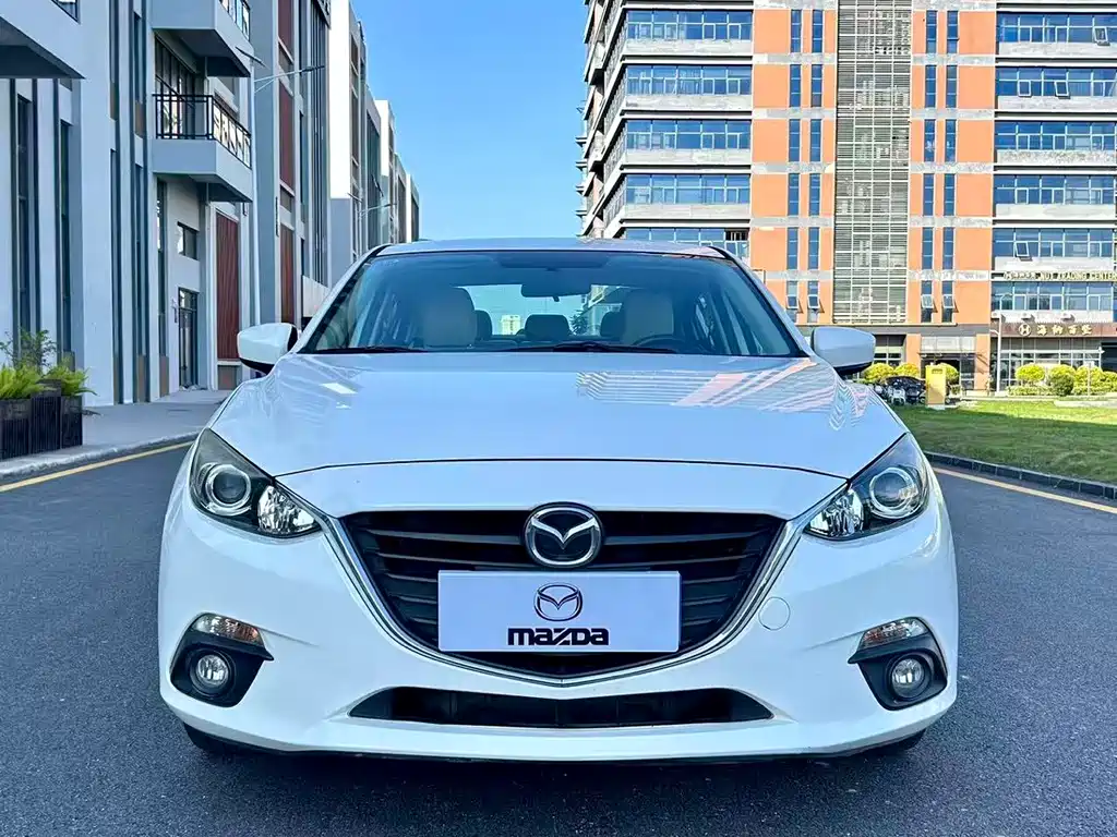 Mazda 3 Angkesela 2014