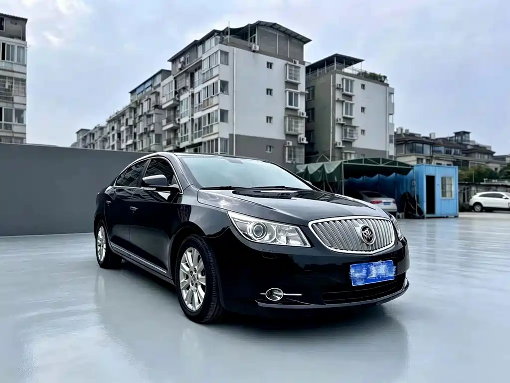 Buick LaCrosse 2012 — фото 3