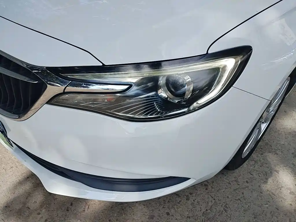 Buick Excelle GT 2018 — фото 24
