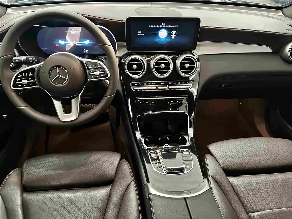 Mercedes-Benz GLC 2022 — фото 15
