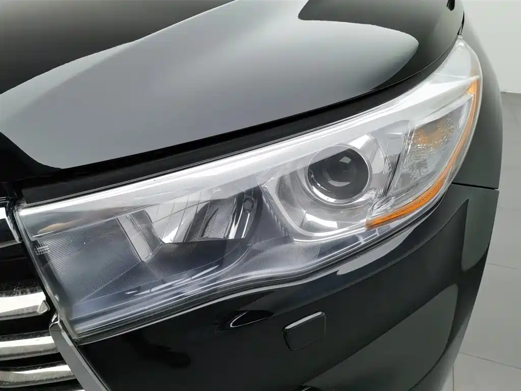 Toyota Highlander 2015 — фото 7