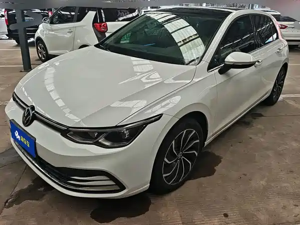 Volkswagen Golf 2022