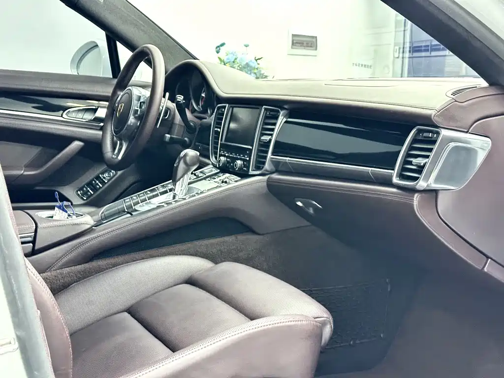 Porsche Panamera 2016 — фото 14