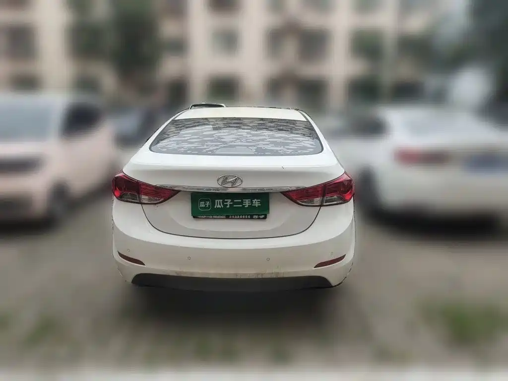 Hyundai Elantra 2015