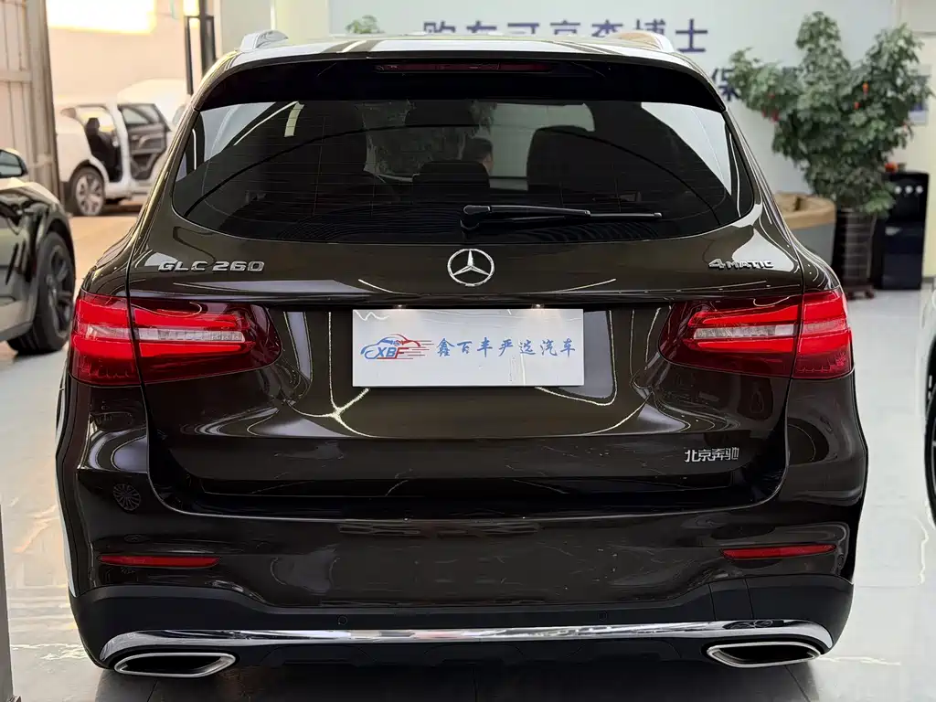 Mercedes-Benz GLC 2018 — фото 9