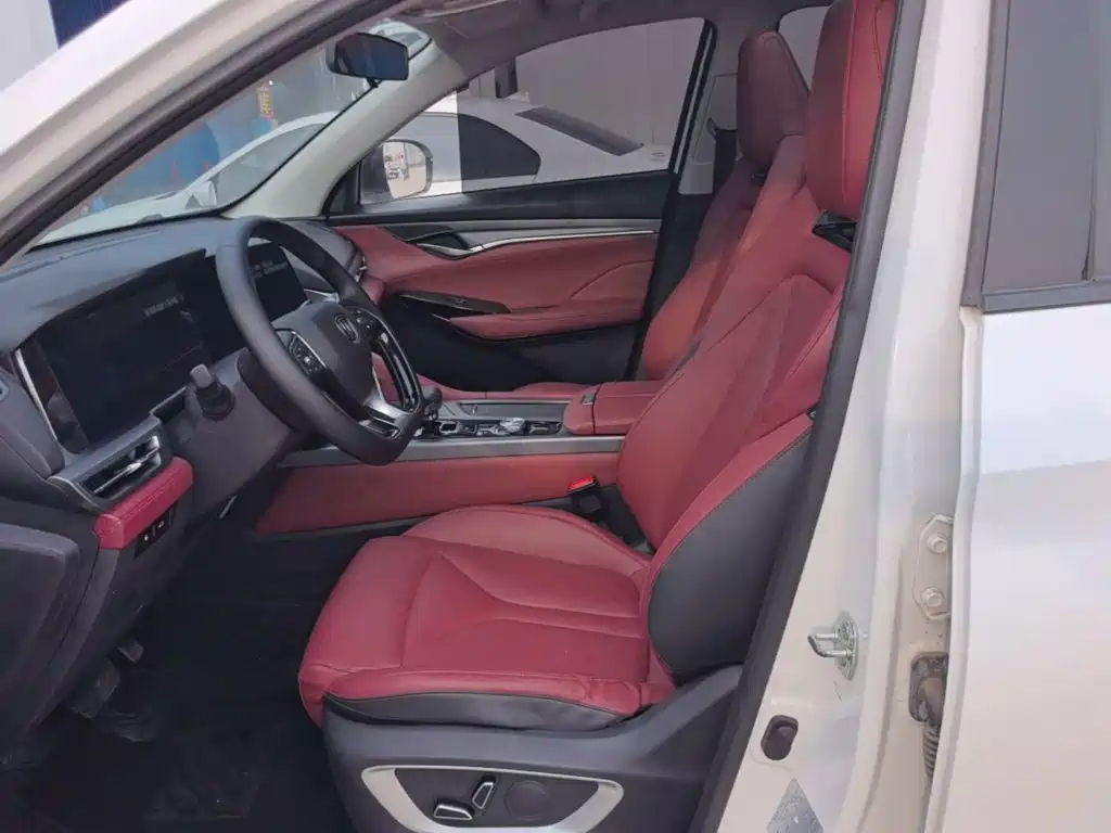Changan CS75PLUS 2022 — фото 11